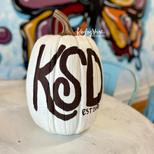 Load image into Gallery viewer, Handlettered Realistic Pumpkins

